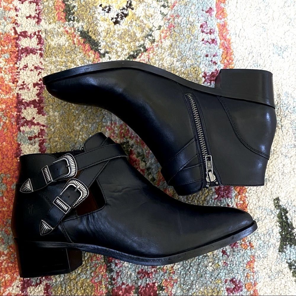 Frye Ray Western Black Leather Shootie Ankle Boots Buckle Boho Cowgirl Size 10 - Picture 4 of 9